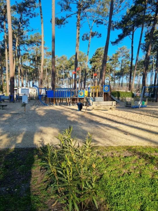 Mobil-Home Les Dunes De Contis Saint-Julien-en-Born Exterior photo